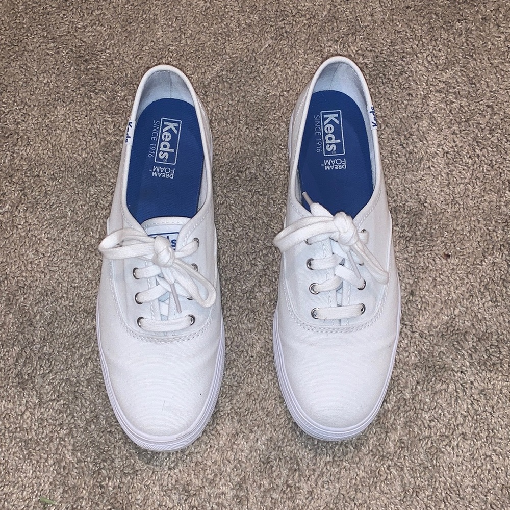Platform canvas keds